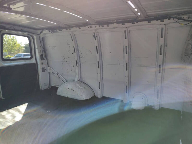 2020 Chevrolet Express 2500