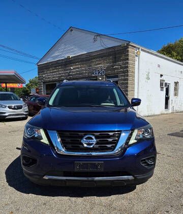 2017 Nissan Pathfinder S