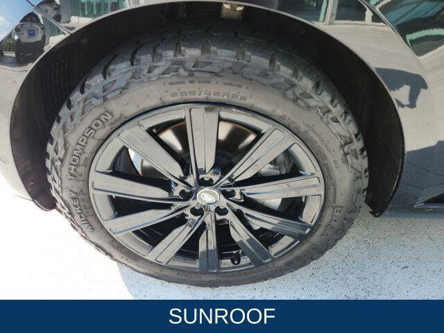 2023 Land Rover Range Rover P530 SE LWB