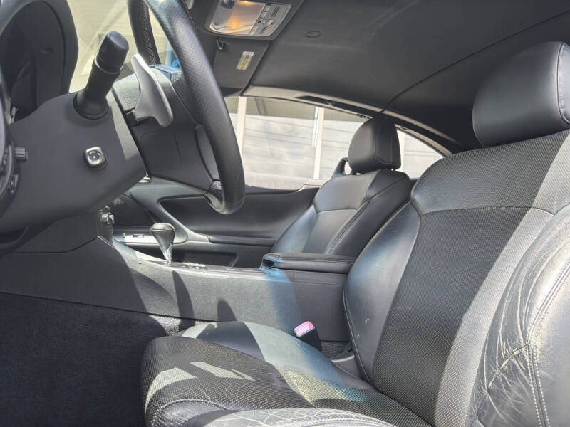 2013 Lexus IS 250C