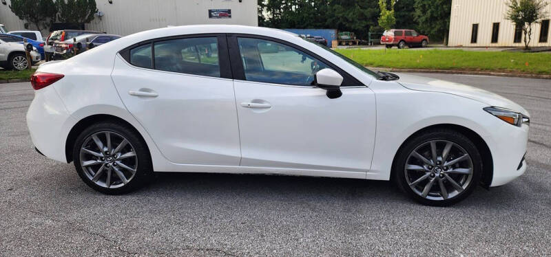 2018 Mazda MAZDA3 Touring