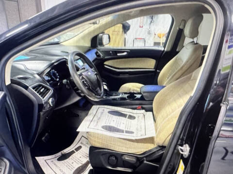 2017 Ford Edge SE