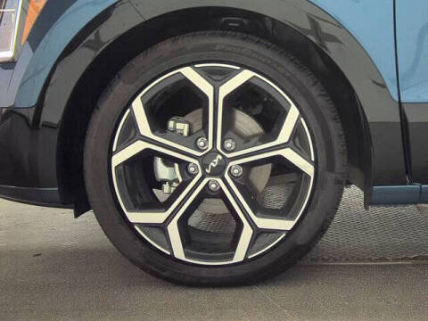 2025 Kia Niro SX Touring