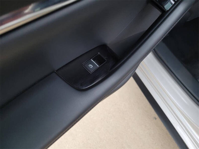 2022 Mazda Mazda3 Hatchback Premium Plus