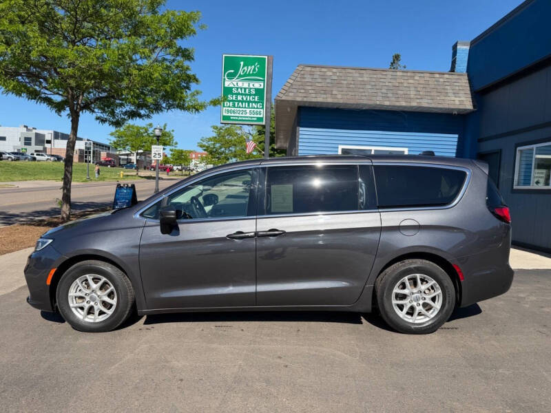 2023 Chrysler Pacifica Touring L