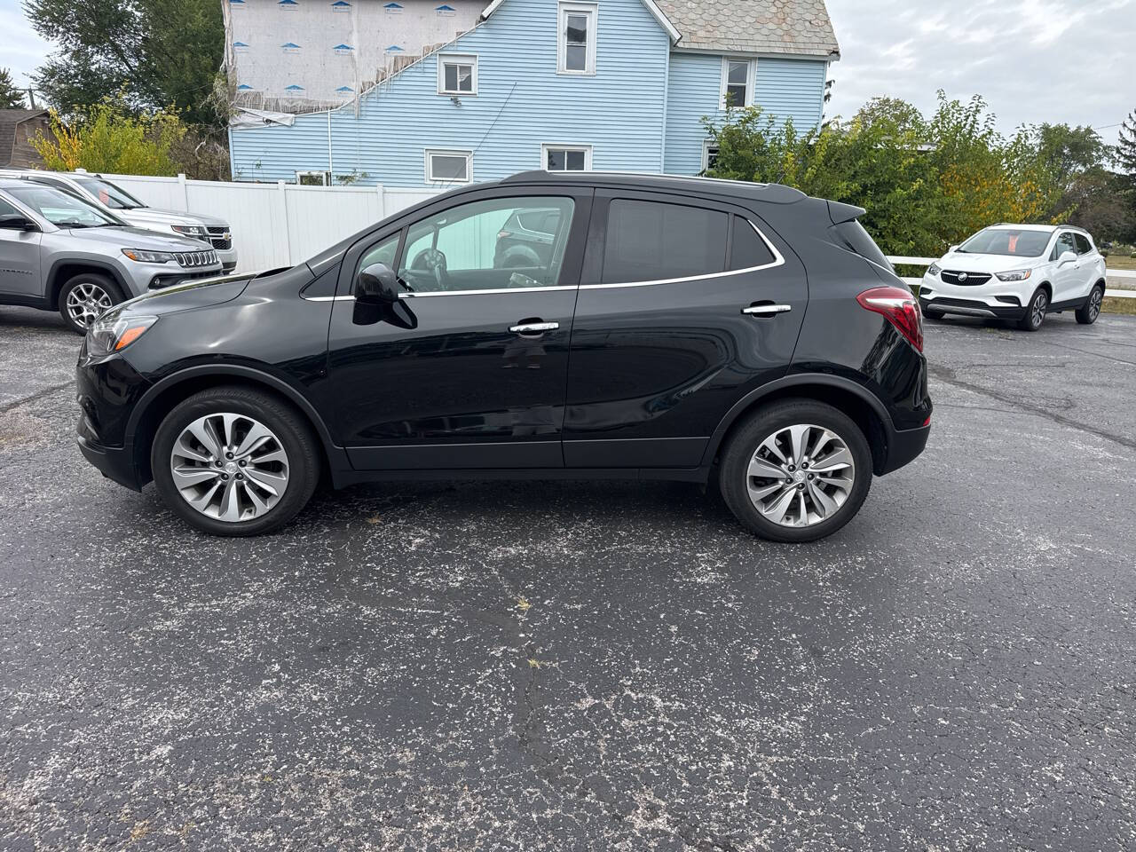 Black 2020 Buick Encore Preferred Preferred 4dr Crossover 1