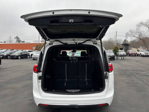 2022 Chrysler Pacifica Touring