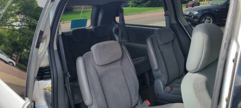 2005 Dodge Grand Caravan SE