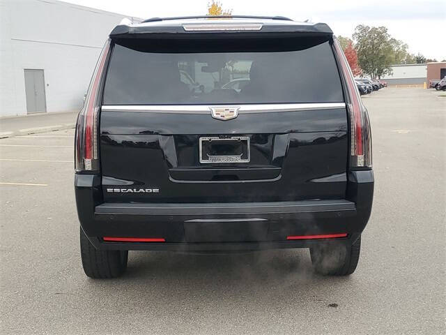 2017 Cadillac Escalade Premium Luxury