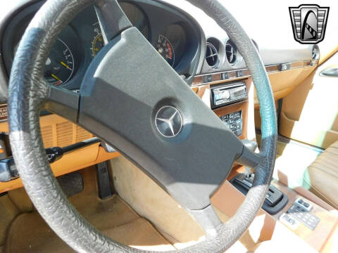 1981 Mercedes-Benz 380-Class 380 SL