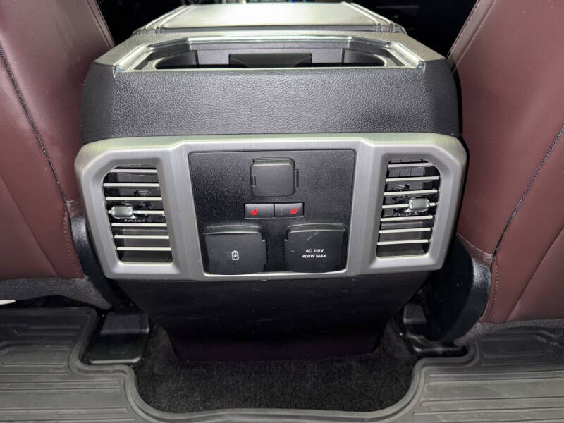 2017 Ford F-150 Platinum