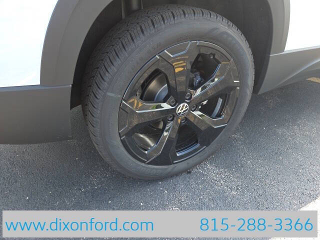 2025 Volkswagen Taos SEL 4Motion