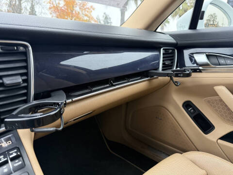 2013 Porsche Panamera