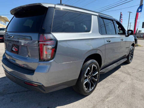 2022 Chevrolet Suburban RST