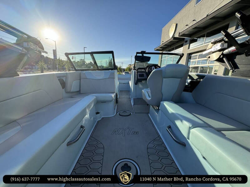 2023 MasterCraft NXT24