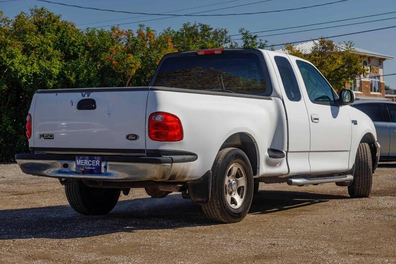 2003 Ford F-150 XLT photo 5