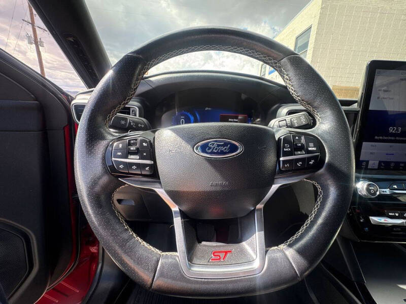 2022 Ford Explorer ST