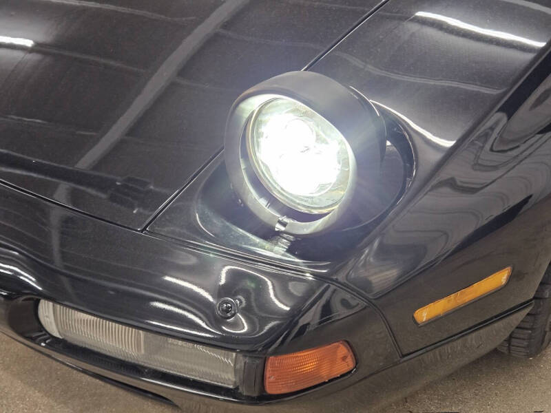 1988 Porsche 928 S4