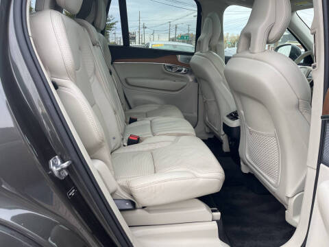 2018 Volvo XC90 T6 Inscription