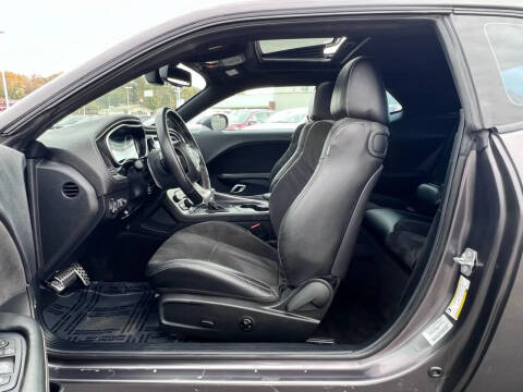 2015 Dodge Challenger SRT 392