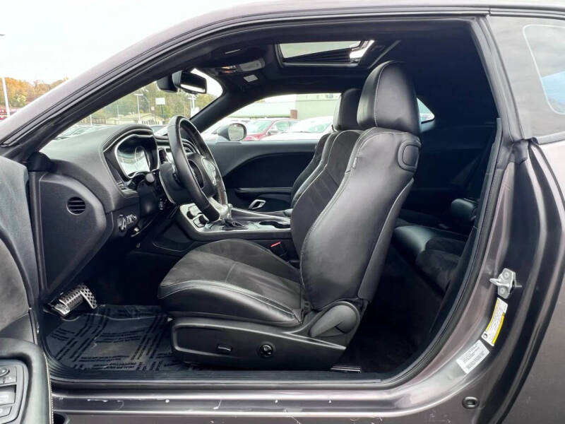 2015 Dodge Challenger SRT 392