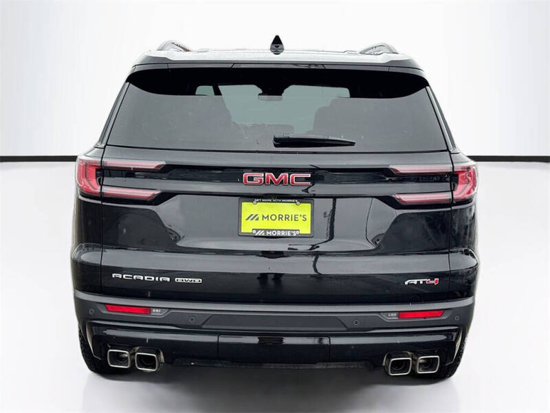 2024 GMC Acadia AT4
