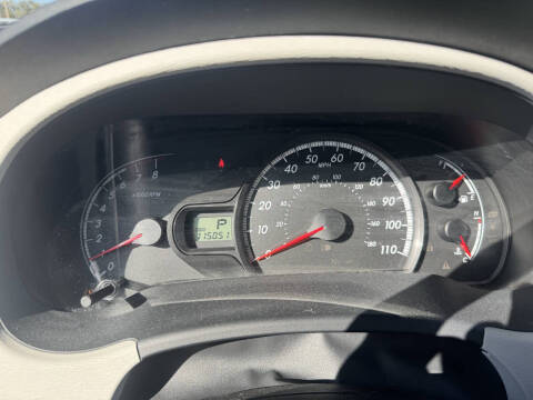 2011 Toyota Sienna LE 8-Passenger