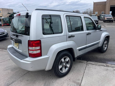 2008 Jeep Liberty Sport