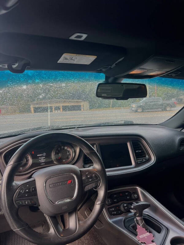 2017 Dodge Challenger SXT