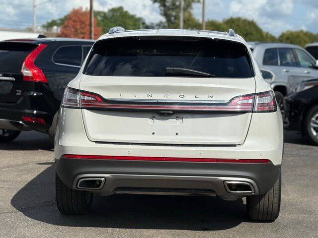 2022 Lincoln Nautilus Reserve