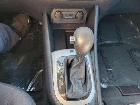 2012 Kia Rio 5-Door LX