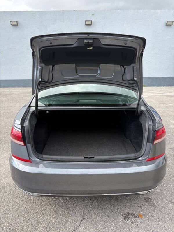 2020 Volkswagen Passat SE