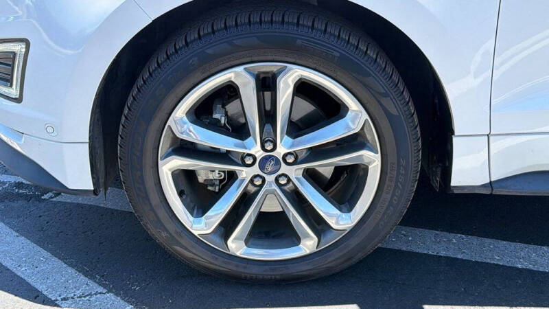 2018 Ford Edge Sport