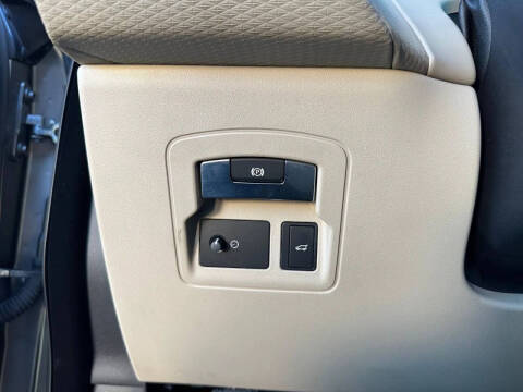 2020 Land Rover Range Rover Velar P340 R-Dynamic S