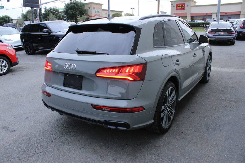 2019 Audi SQ5 3.0T quattro Prestige