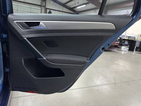 2017 Volkswagen Golf SportWagen TSI S 4Motion