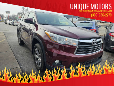 2015 Toyota Highlander for sale at Unique Motors in Rock Island IL