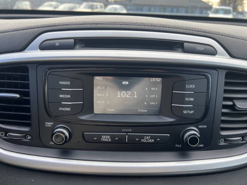 2018 Kia Sorento LX V6