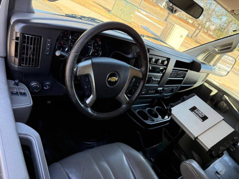 2018 Chevrolet Express 2500