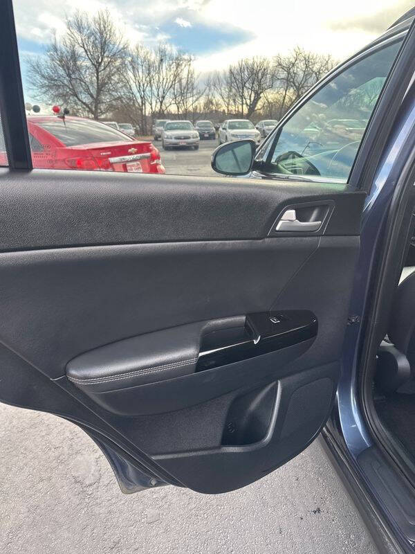 2022 Kia Sportage EX