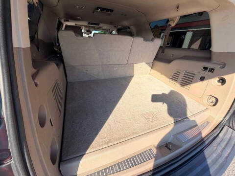 2017 Chevrolet Suburban LT