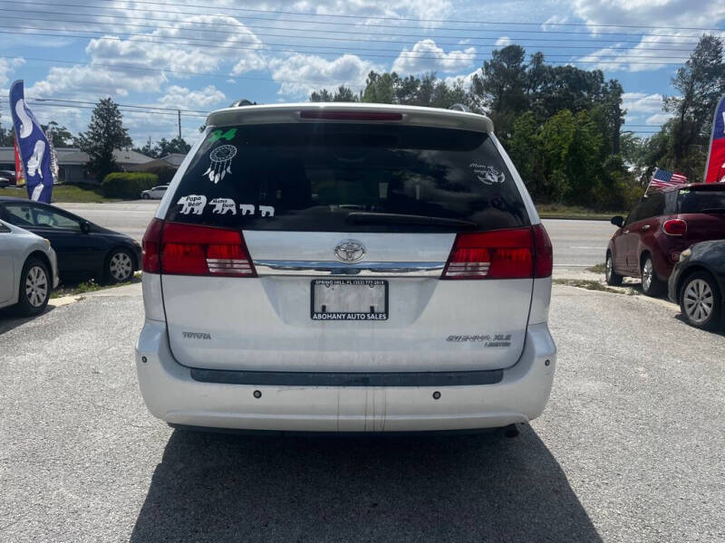 2004 Toyota Sienna