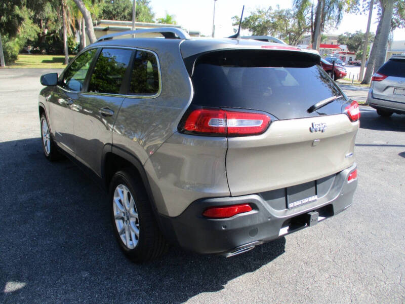 2017 Jeep Cherokee Latitude