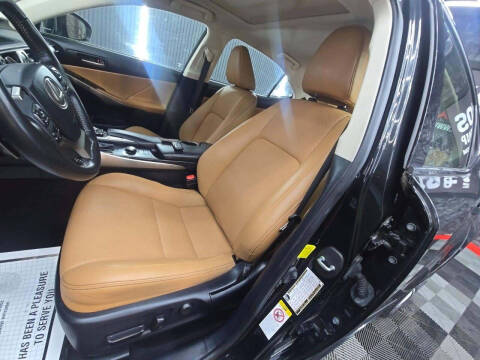 2019 Lexus IS 300