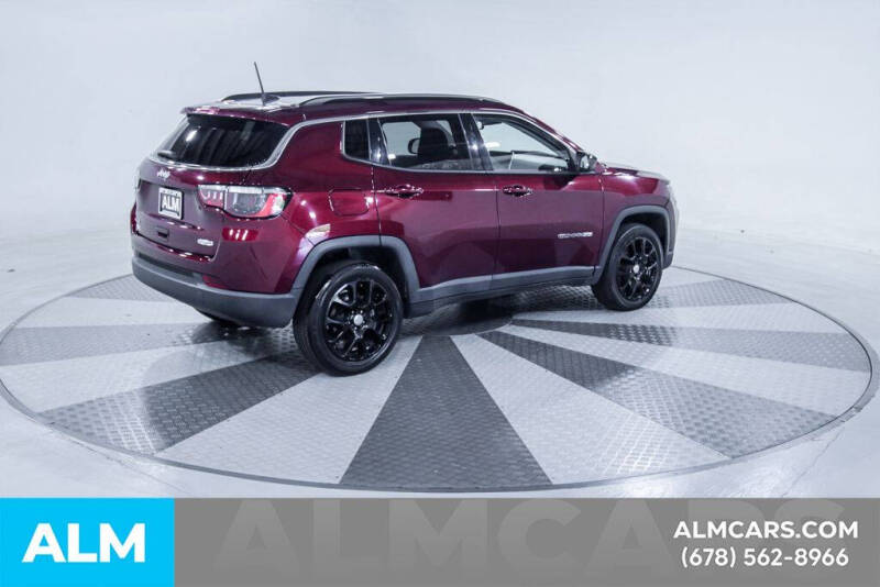 2022 Jeep Compass Latitude Lux
