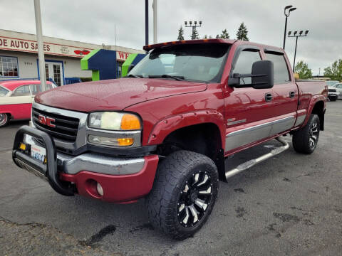 2006 GMC Sierra 2500HD for sale at BAYSIDE AUTO SALES in Everett WA