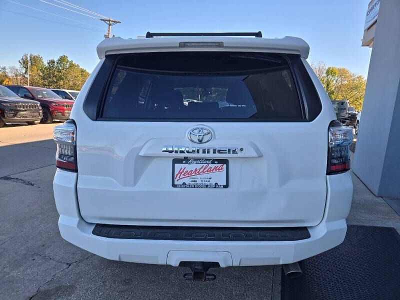 2018 Toyota 4Runner SR5
