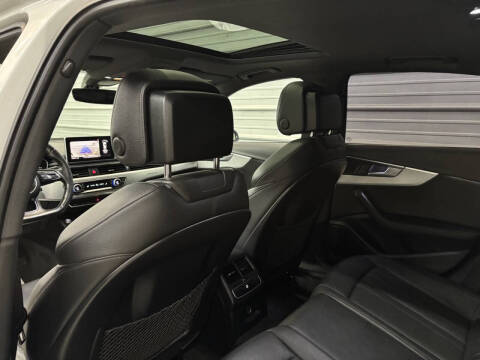 2017 Audi A4 2.0T quattro Premium Plus