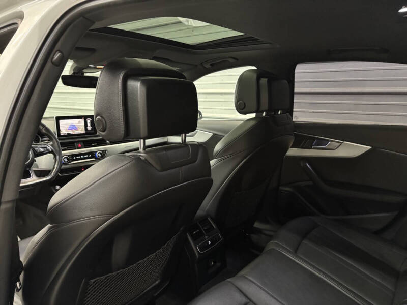 2017 Audi A4 2.0T quattro Premium Plus