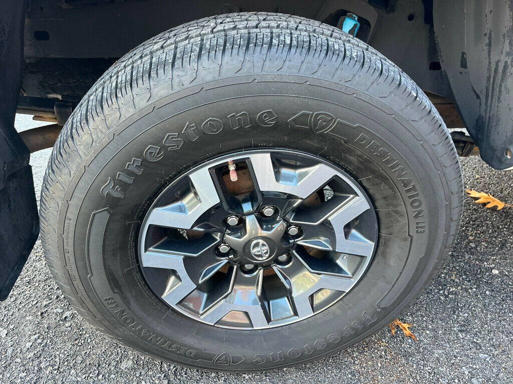 2018 Toyota Tacoma 13